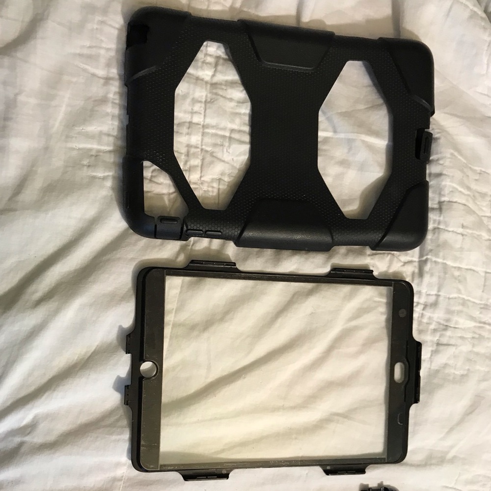Gryphon iPad Mini Case